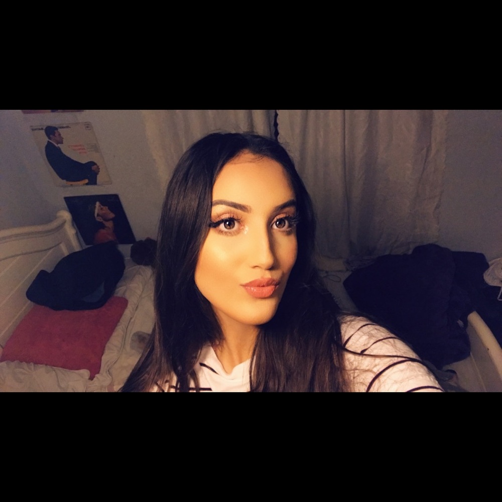 Meet your Posher, Guadalupe